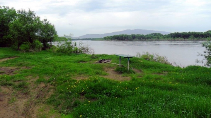 Уссури. Ниже моста